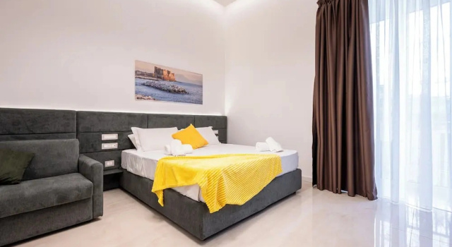 Cafarelli House, Забронировать Апартаменты/квартира Апартаменты Неаполя, рядом с Генеральное консульство Испании в Неаполе, Апартаменты/квартира