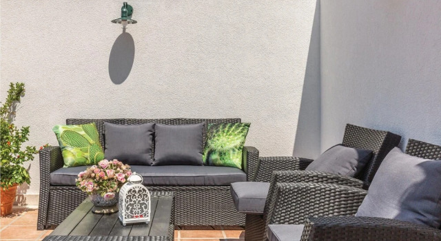 Two-Bedroom Holiday Home In Tucepi, Забронировать Отель Отели Тучепи 3 звезды, 3*