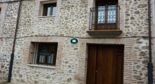 Casa Rural Aransay I y II, Забронировать Отель Белорадо Burgos Province