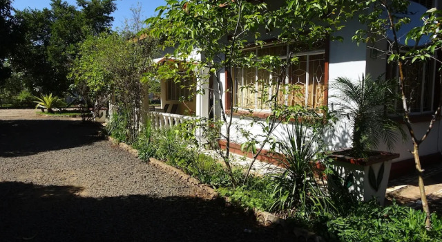 Standard Doppel Zimmer mit Balkon White Rose Lodge