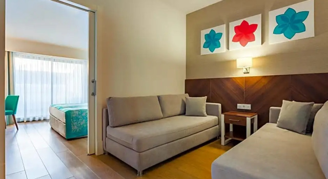 Семейный номер Standard с видом на море Terrace Beach Resort - All Inclusive