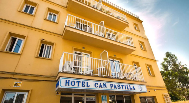 Отель Amic Can Pastilla