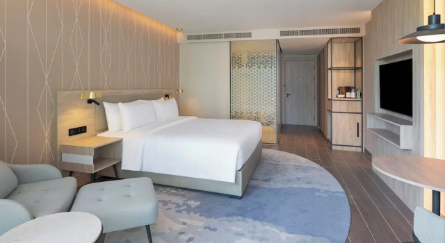 Номер Superior Radisson Blu Resort, Phuket Mai Khao Beach