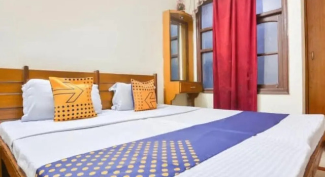 Goroomgo Diamond Jalandhar, Varaa Hotelli Hotellit Punjab pysäköinnillä, Pysäköinti