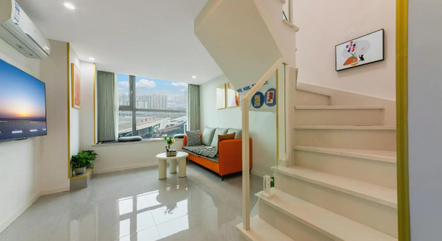 East Apartment (Chengdu East Railway Station West Square Branch), Boek Appartement Hotels in Chengdu met parkeren, Parkeren
