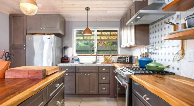 KBM Resorts Free CAR International Colony Club 2-bedroom Cottage, True Essence of Hawaii! Icc-11, Забронировать Отель Отели Каанапали 4 звезды, рядом с Пляж Kaanapali Beach, 4*
