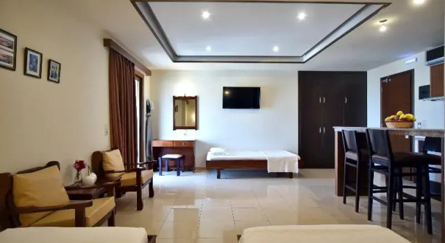 Семейный номер Standard с балконом 24 Seven Boutique Hotel