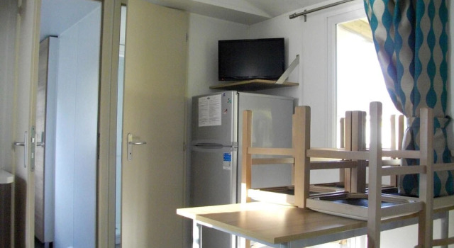 Bungalow With 2 Bedrooms in Onzain, With Terrace