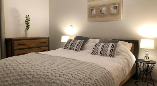 Апартаменты *NEW* Bellevue D’Oz Ski In Ski Out Luxury Apartment (8-10 Guests)