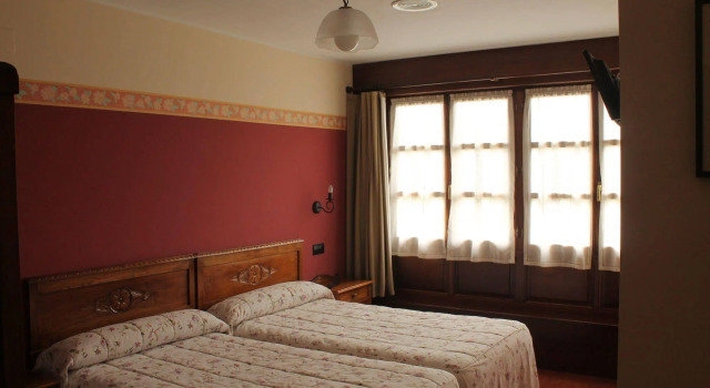 Casa de Aldea Torreteyera, Varaa Hotelli Villaviciosa 
