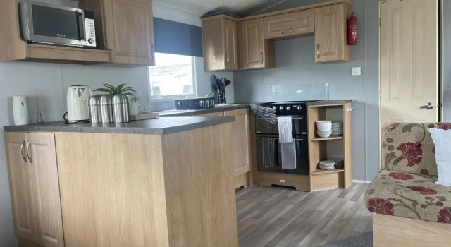 Апартаменты Charming 3-bed Static Caravan in Porthcawl