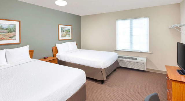 Четырёхместный номер Standard WoodSpring Suites Sioux Falls
