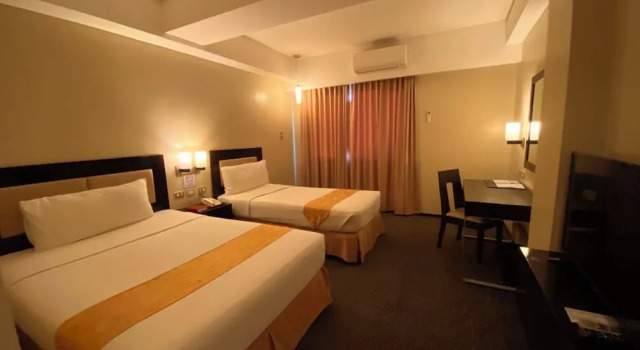 Номер Deluxe Mallberry Suites Business Hotel