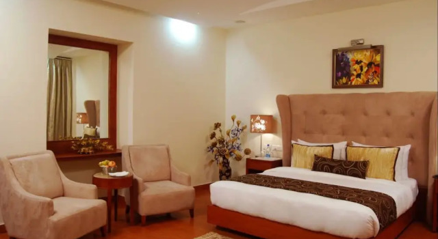 HK Clarks Inn Amritsar, Rezervovat Hotel Hotely v Punjab s parkováním, Parkování