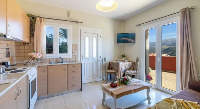 Апартаменты Comfort Phevos Seaview Apartment