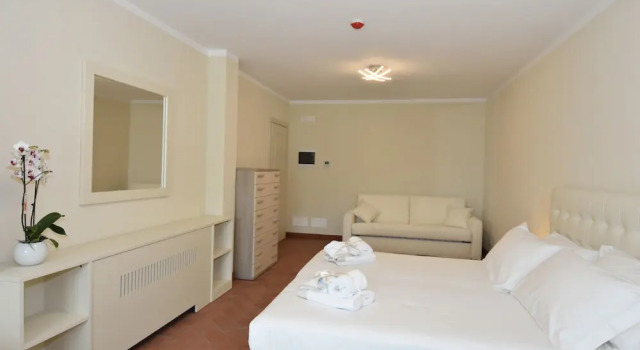 Двухместный полулюкс с видом на озеро Agriturismo Il Colle