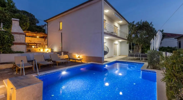Коттедж Villa Ines with Pool by the beach