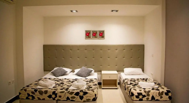 Трёхместный номер Standard Dafni Plus Hotel