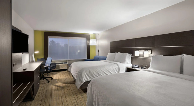 Четырёхместный люкс Holiday Inn Express Lake Park by IHG