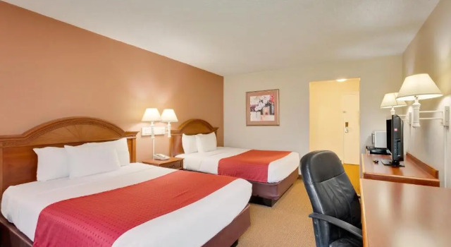 Standard Vierer Zimmer Ramada by Wyndham Provo