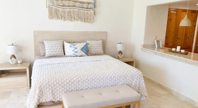Beach Front Luxury condo