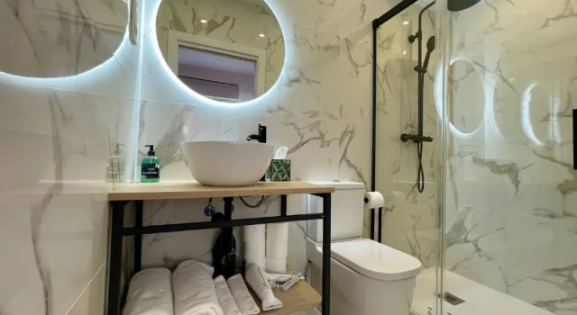 Номер Deluxe Alameda Suites Bilbao Centro from 1951