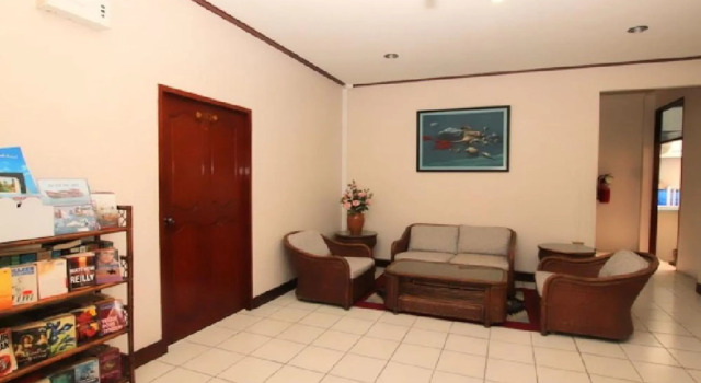 Baan Busarin Hotel