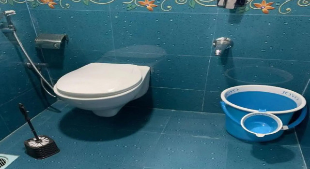 Кровать в общем номере (мужской номер) Neenava Dormitory Asalpha