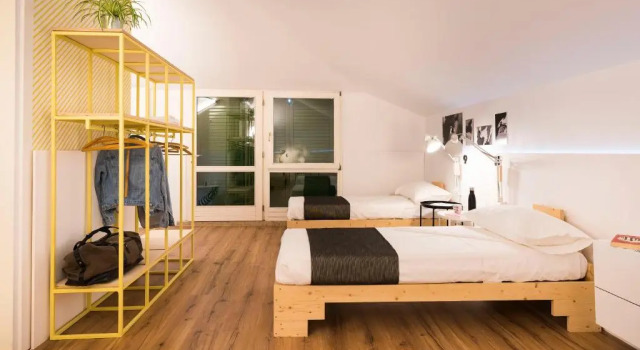 Четырёхместный номер Classic Gabanel Bike Hostel and B&B