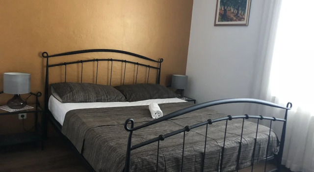 Bed and Breakfast Villa Klaic, Забронировать Вилла Отели Дубровника с бассейном, рядом с Фонтан Онофрио, Бассейн