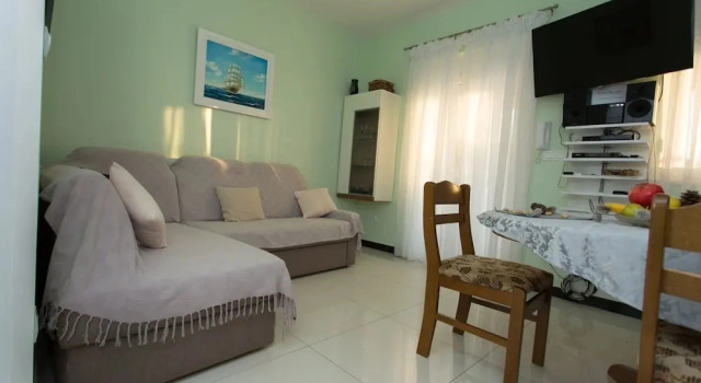 Beachfront Holiday Home With Pool Mami