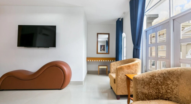 Milan Hotel by OYO Rooms