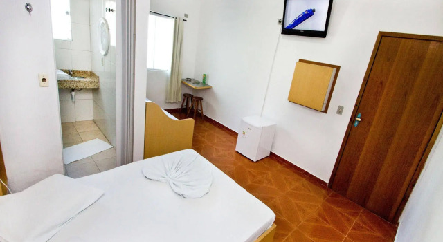 Don Carlo Hotel, Забронировать Отель Сан-Бернарду-ду-Кампу штат Сан-Паулу