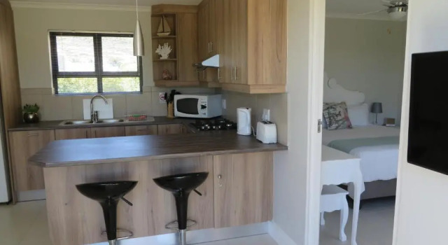 Коттедж c 1 комнатой Sunbird Cottage