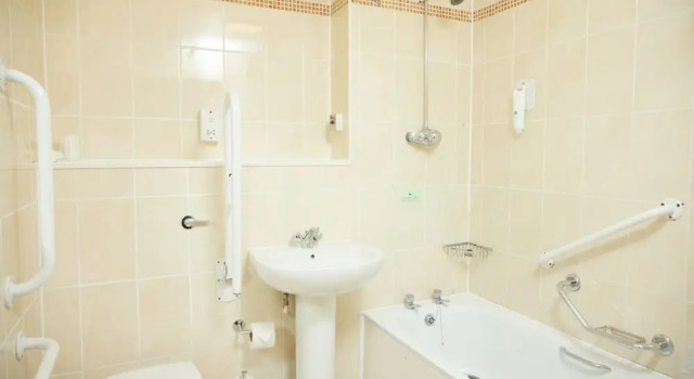 Семейный номер Standard The Broughton Hotel By Greene King Inns