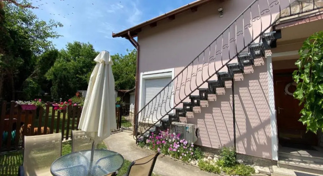 Апартаменты с 2 комнатами Do-Ti Apartmanház Balatonlelle