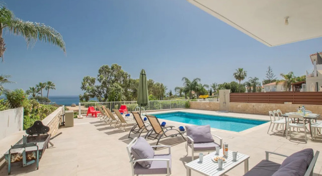 Вилла Protaras Mesogeios Villa Me16 Beachfront Villa in Protaras Center