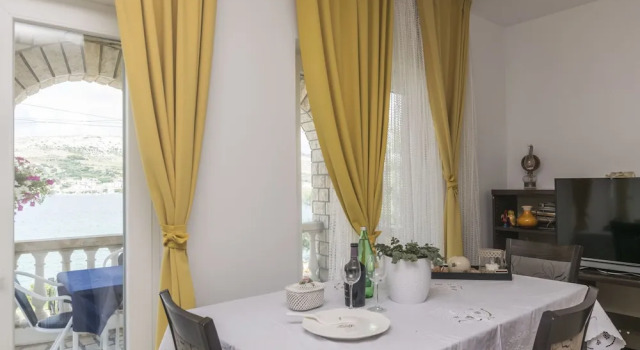 Apartments Tina Sea ?View, Book Apartment Hotels in Kvarner with Breakfast, Breakfasts