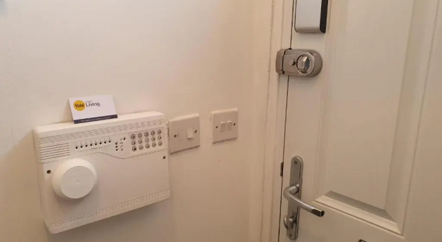Коттедж с 3 комнатами Pomfret House, 3 Bedrooms, Burnley Central, Contractors and Groups first choice, Free Parking