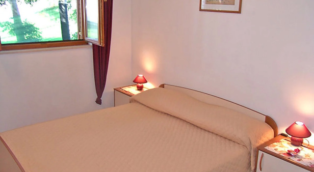 Apartment Jasen Moniga del Garda, Rezervovat Apartmán Hotely v Krnica s bazénem, Bazén