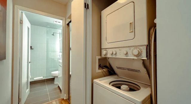 Полулюкс Executive Hotel Cosmopolitan Toronto