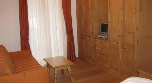 Residence Rosarela, Забронировать Отель Отели Бадия с парковкой, Парковка