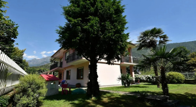 Вилла Villa in Mergozzo near Lago di Mergozzo