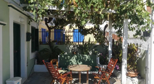 Symi George House, Забронировать Отель Сими периферия Южные Эгейские острова, рядом с Порт Сими