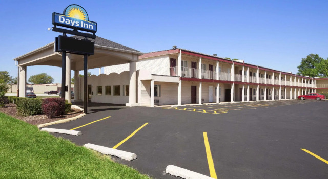 Номер Standard Days Inn by Wyndham Champaign/Urbana