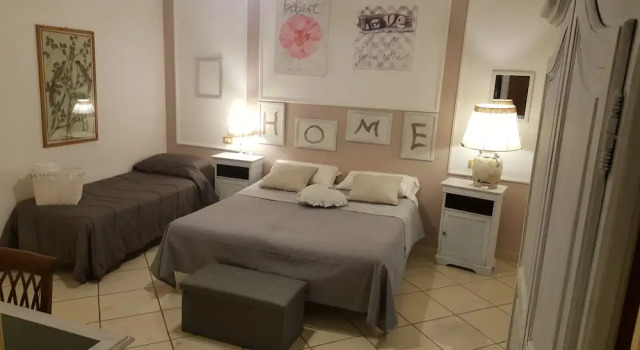 Трёхместный номер Standard B&B Napoli Centrale Centro