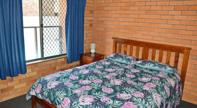 Cameo Court 2