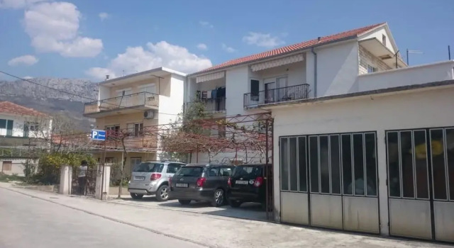 Apartments Konta, Rezerwuj Apartament Hotele w Split-Dalmatia County z parkingiem, Parking