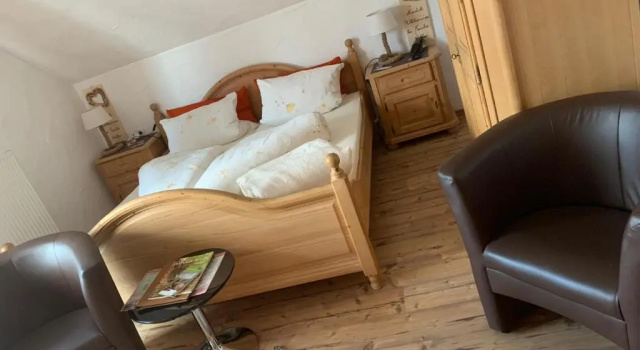 Двухместный номер Standard Hotel-Hauensteiner-Hof