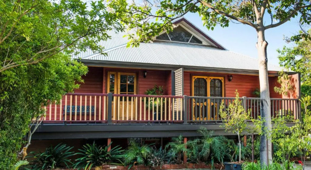 Номер Luxury Guildford River Retreat